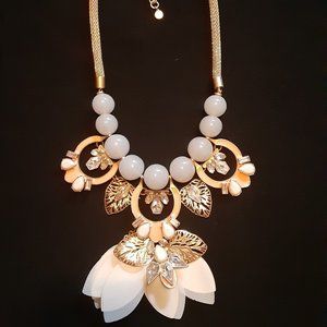 Vintage Stella & Dot Necklace